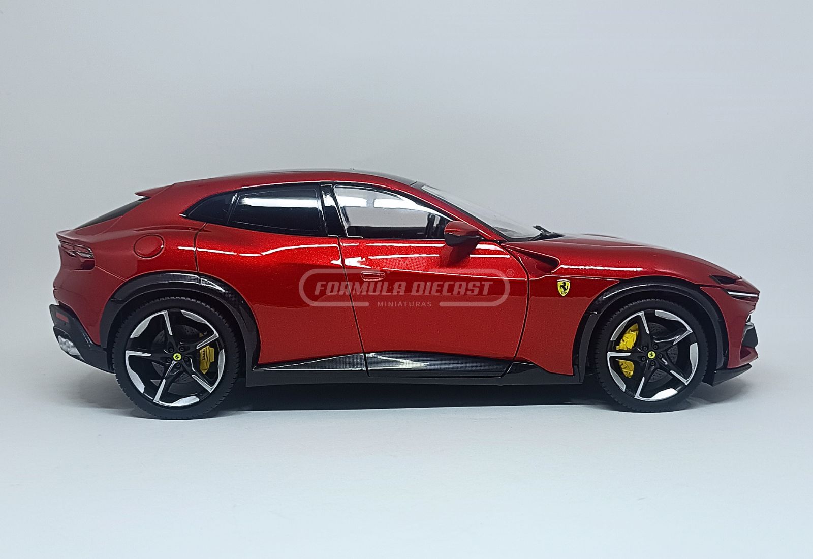 Ferrari Purosangue 2022 - Rosso Magma - Ed. Numerada e Limitada - 1:18 Polistil - 4