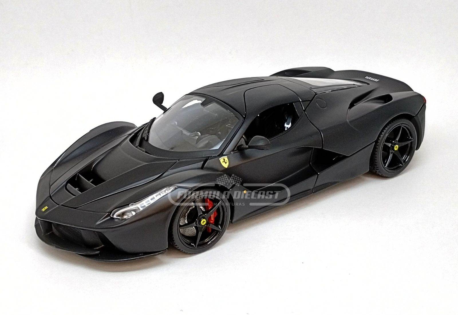 Ferrari LaFerrari 2013 - Preto Fosco "Nero DS Opaco" - 1:18 Bburago Signature
