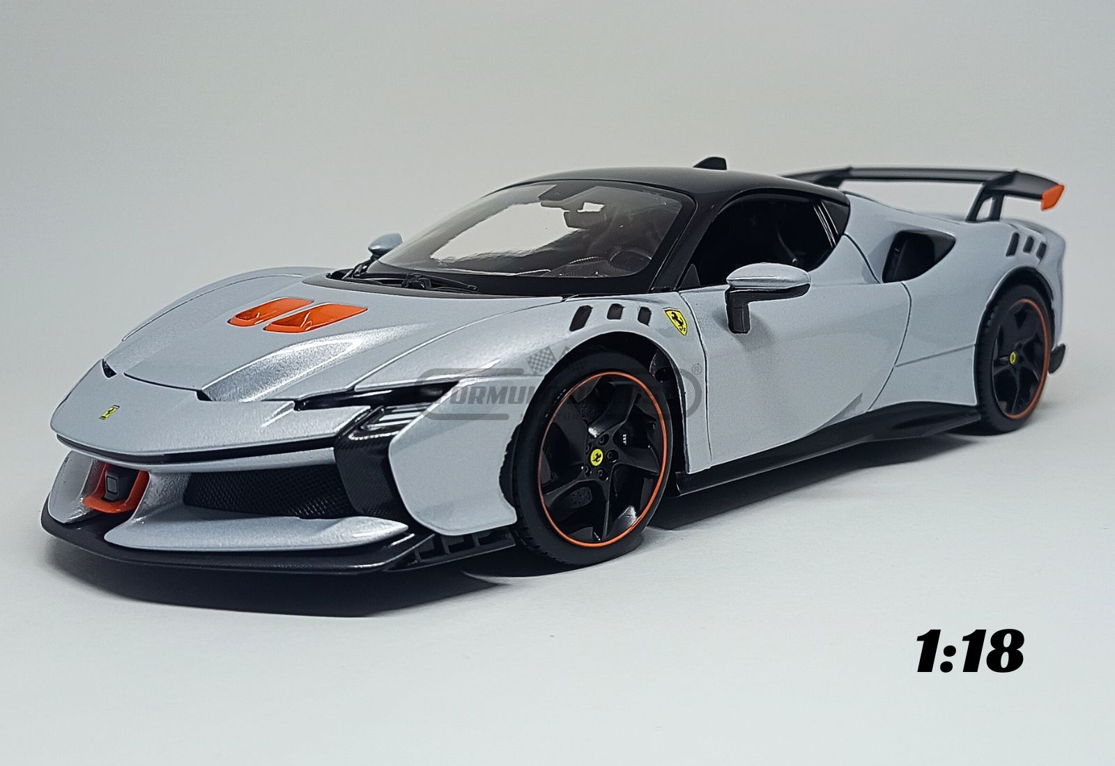 Ferrari SF90XX Stradale 2024 - Grigio Alloy - 1:18 Bburago
