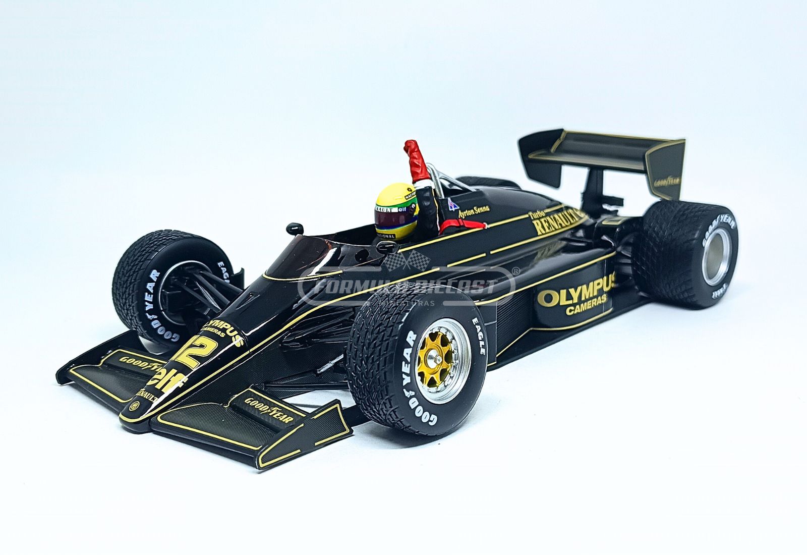 Lotus Renault 97T #12 A. Senna - Vencedor GP Portugal F1 1985 (c/ decalques JPS) - Ed. Limitada 994 pçs - 1:18 Minichamps