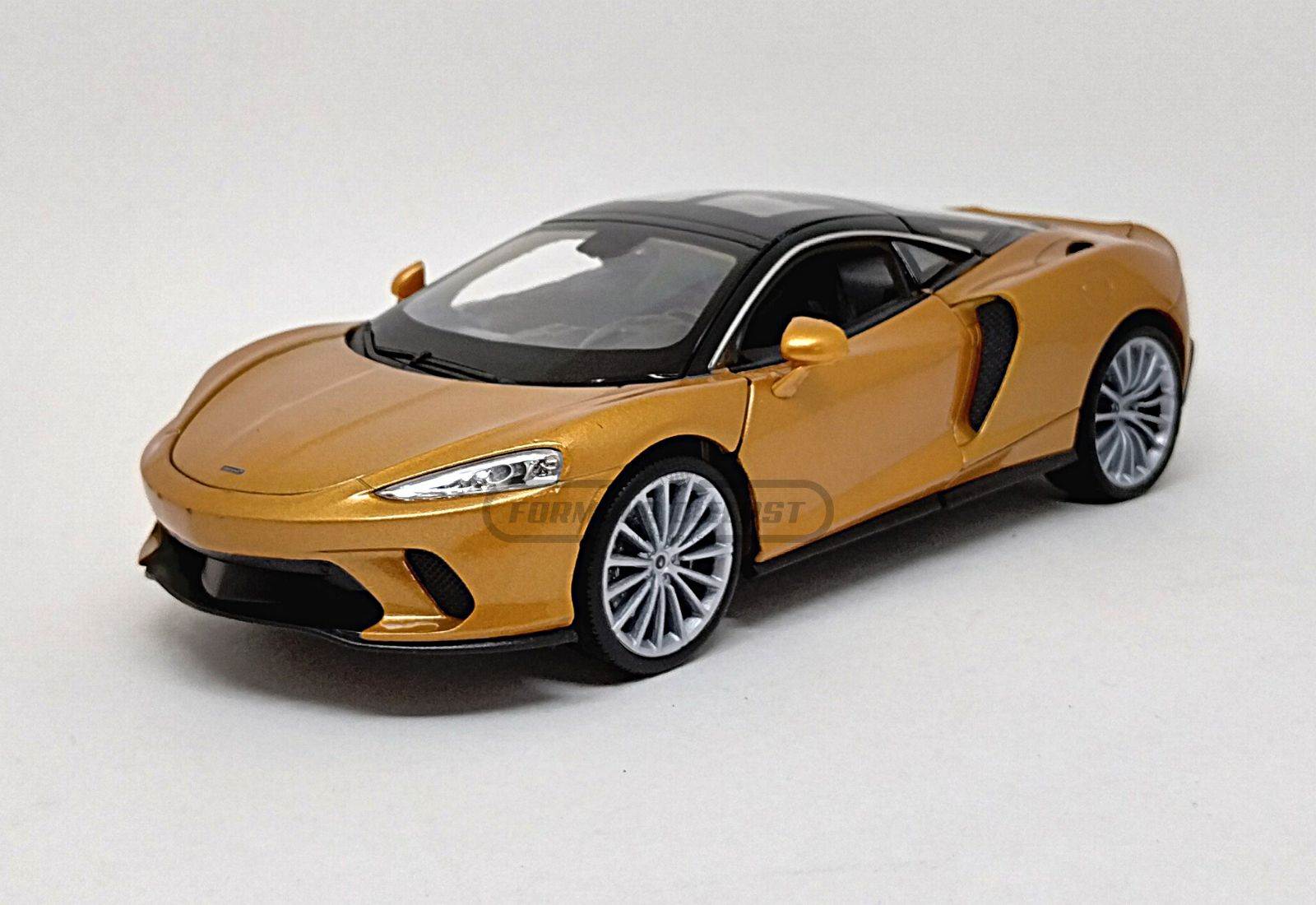 McLaren GT - 2019 Gold Metallic - 1:24 Welly