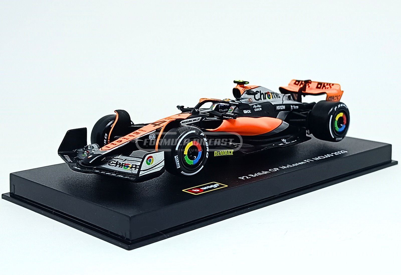 McLaren MCL60 #4 L. Norris (c/ piloto) - F1 2023 - 1:43 Bburago