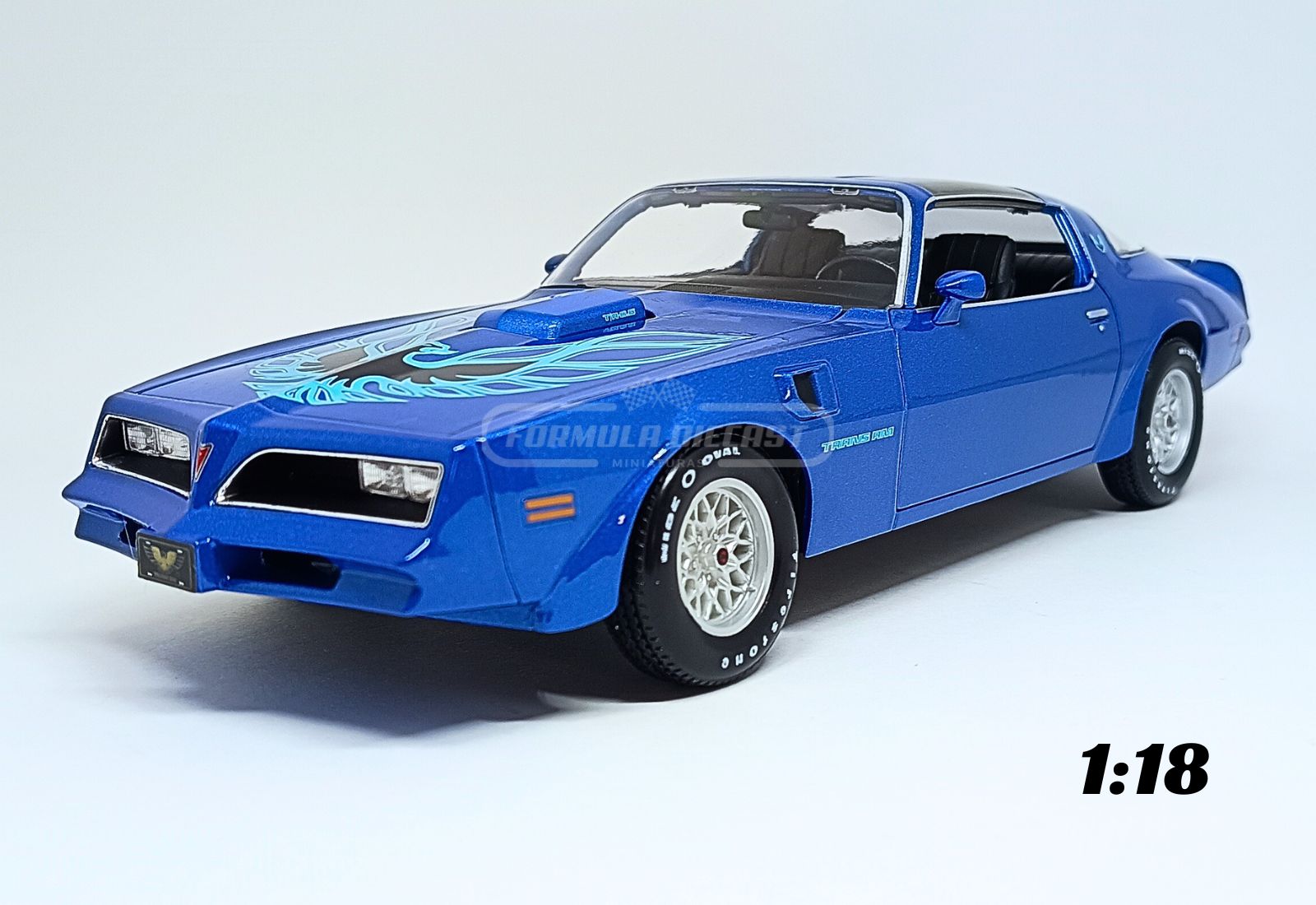 Pontiac Firebird Trans-Am Special Edition 1978 - Azul Metálico - 1:18 Maisto